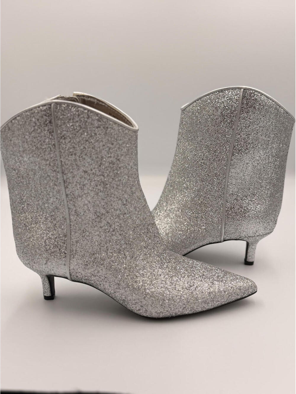 ON 34th Silver glitter booties sz. 6 M